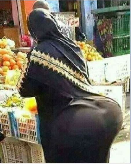 Big arab booty